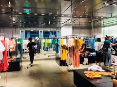 -URBAN REVIVO(深圳华润万象天地店)