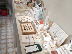 -LADY FAFA(巨鹿路陕西南路路口店)