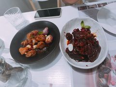娜娜家秘制香辣猪脚-娜娜家•Nana’s restaurant (爱琴海店)