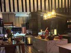 -瑰丽酒店·海吧·天际下午茶·现场DJ·天台酒吧