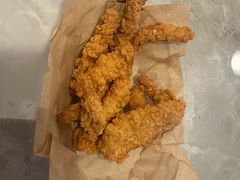 -必胜客(尹山湖歌林公园店)