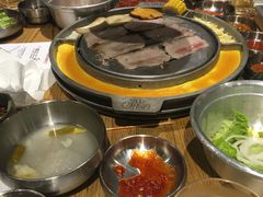 -姜虎东白丁烤肉(虹桥天地店)