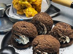 -W COLLECTIVE  DESSERT SHOP