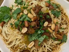和味牛腩捞生面-点心皇子茶餐厅(万国大都会店)