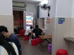 -梁阿婆廿年老牌扣肉糯米饭