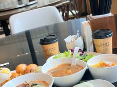-航空港万怡酒店·万荟轩餐厅(航空港区远航路店)