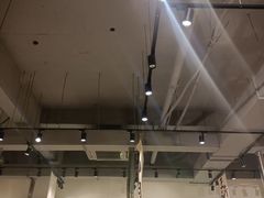 -山野的朋友露营炭火烤肉