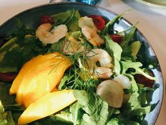 芒果牛油果大虾色拉-乐意坊Alla Torre意大利手工披萨(陆家嘴旗舰店)
