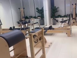 -不懂瑜伽·普拉提空间