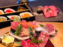 -铭牛烧肉·和牛海鲜自助(高新月牙湖店)