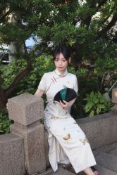 -一揽芳华汉服旗袍体验馆(拙政园店)