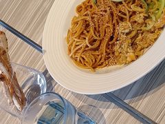 -必胜客(绿地新都会店)