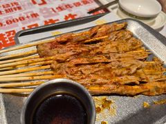 -威记烧嘢·南宁烧烤·超级生牛(绿地店)