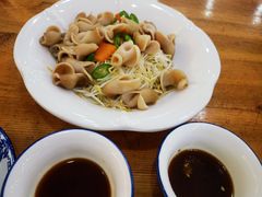 白灼爽口巴沙鱼肚-南记食粥坊·宵夜大排档(岭南分店)