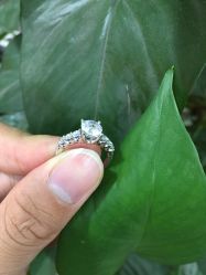 -威德钻石-克拉钻大本营(南京东路店)