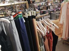 -三福时尚(三峡广场华夏银座店)