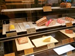 面包甜点陈列柜-麦当劳(海岸城店)