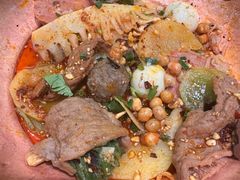 -成都你六姐·牛肉冒菜(城市集市合生汇店)