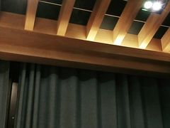 -野山舂·贵州现舂酸汤火锅(鸿通城店)