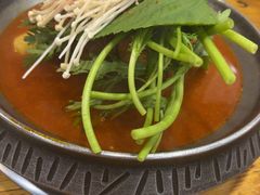 -喇喇排骨火锅·传统韩式脊骨汤(望京西园总店)