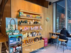-星巴克(嘉定中信泰富万达广场店)