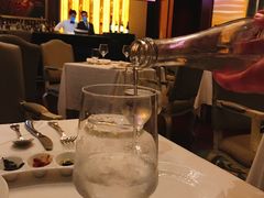 -龙虾酒吧扒房(宁波香格里拉店)