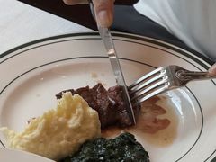 -Wolfgang’s Steakhouse 沃夫冈牛排馆(上海白玉兰广场店)