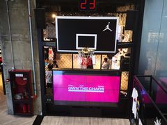 -Air Jordan(世贸天阶店)