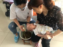 点击看大图 -小博士专业婴儿理发