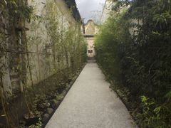 -傣家寨花园主题餐厅