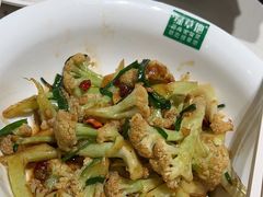 -绿草地·湘菜(7mall店)