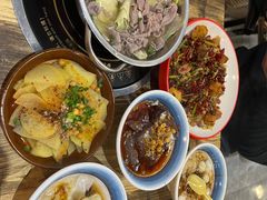 -冯烫烫跷脚牛肉·川菜小馆(武胜西街店)