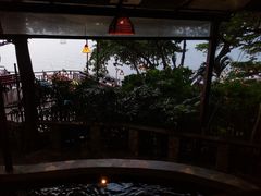 -卷心菜和避孕套餐厅(Pattaya)