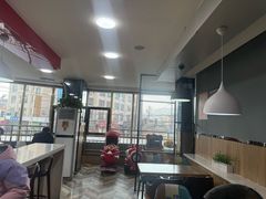 -迈德堡清真汉堡连锁(张家川店)