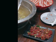 -乡土黄·鲜牛肉火锅·小龙虾(兴业街店)