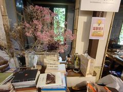 -斯多格书乡(北京大学畅春园店)