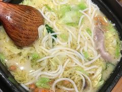 -阿香米线(大唐西市大润发店)