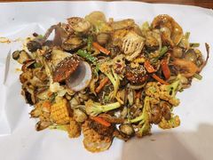 -东来菜馆•手抓海鲜家常菜•海鲜锅贴(鸽子窝店)