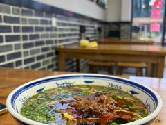 -小三峡食府(西五路店)
