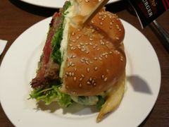 -拉亚汉堡经典餐厅(商城路店)