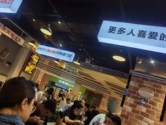 等位区-黑白电视长沙小吃(悦汇城店)