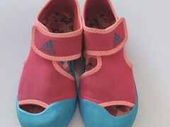 -阿迪达斯(武林银泰三叶草店)