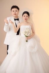 -青禾蒙娜丽莎婚纱摄影(武汉总店)
