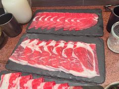 五花肉肉片-旺福·贵州酸汤牛肉火锅(陆悦天地店)