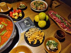 -贵厨酸汤牛肉(花果园国际中心店)