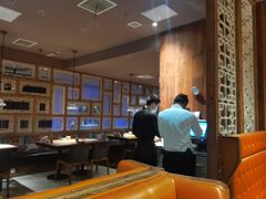 大堂-青年公社烤鸭(青年路店)