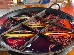 -正南齊北重庆老火锅(光华村直营店)