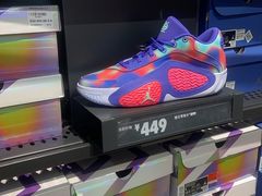 -NIKE上海青浦优选体验店