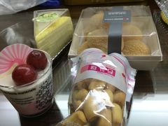 -华荣西饼屋(永护店)