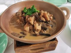 小鸡炖榛蘑-止观小馆·辽河口渔家菜(王府井店)